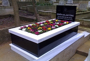 Granit Çocuk Mezar Modeli