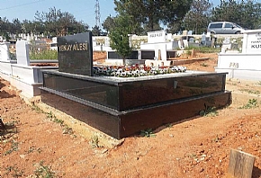 Uygun Fiyatlı Siyah Granit Tek Kişilik Mezar Modelleri